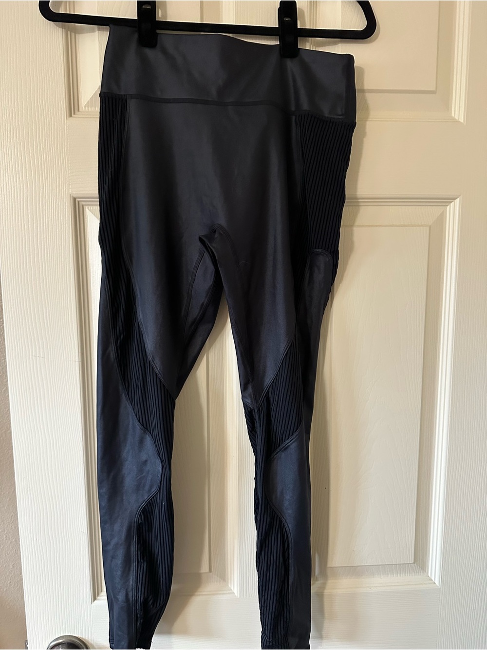 Fabletics by Khloe - Black High-Waist Textured Panel Leggings Set - Picture 10 of 10